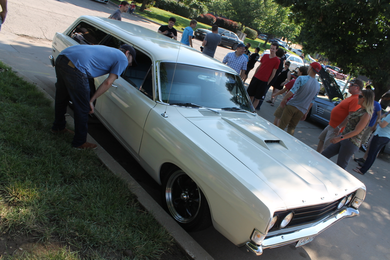 Illustration for article titled Kansas City Cars & Coffee Photo Dump!